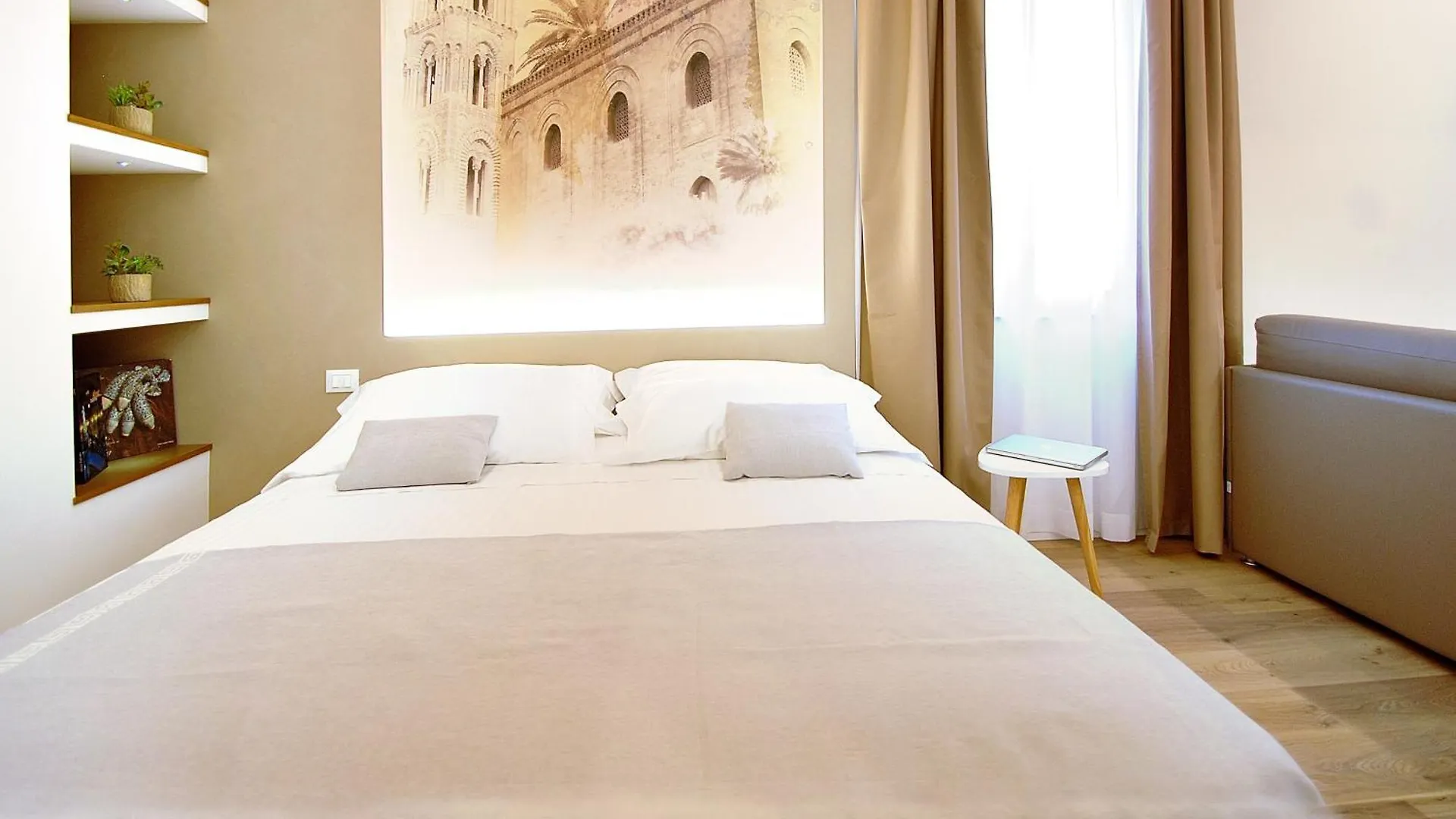 Burnia Sicily Holiday House Palermo 0*,  Włochy