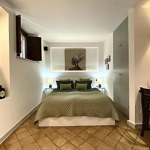 casa-siculi.taorminaitalyhotels.com/