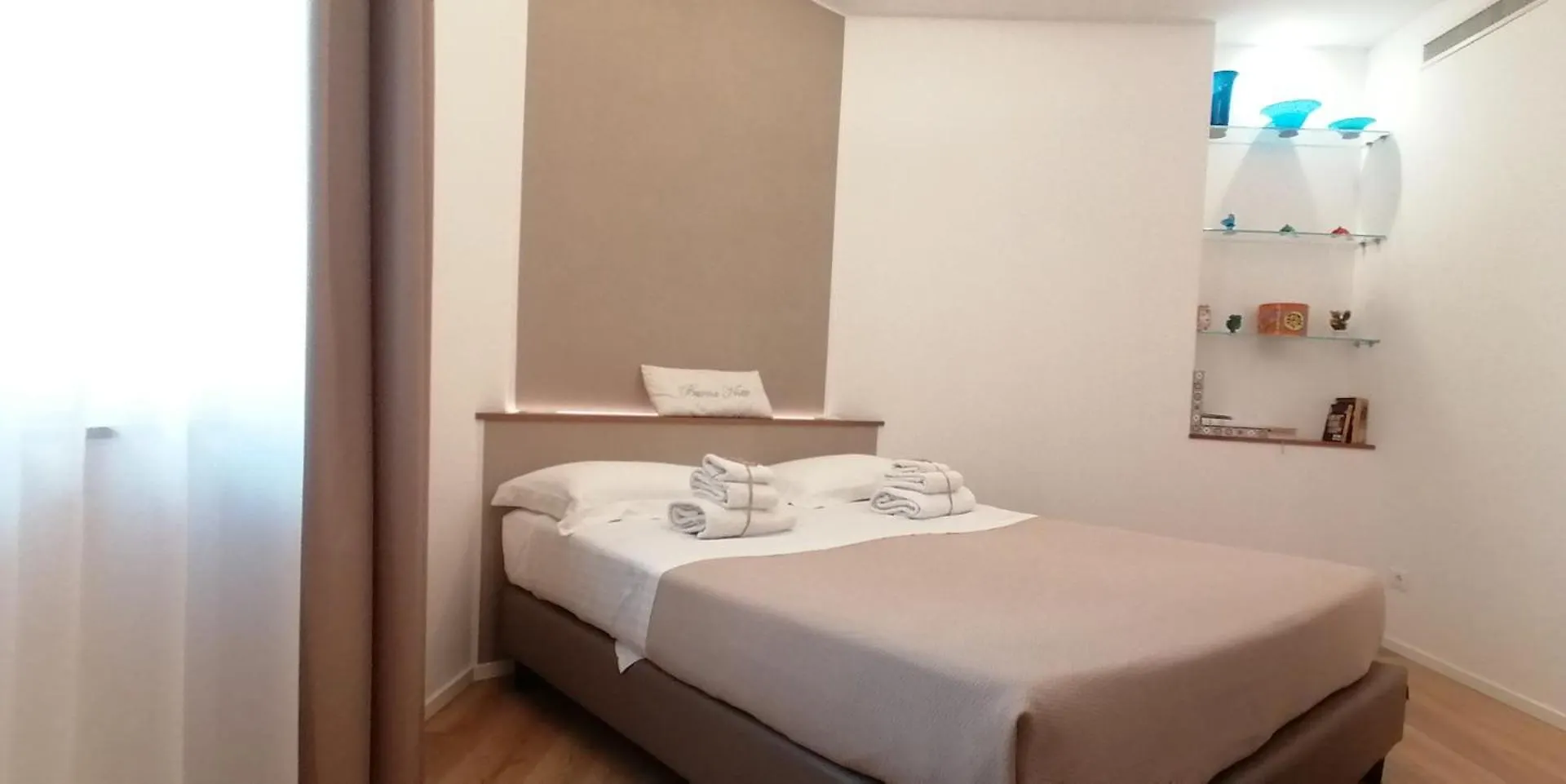 Burnia Sicily Holiday House Palermo 0*,  Italië